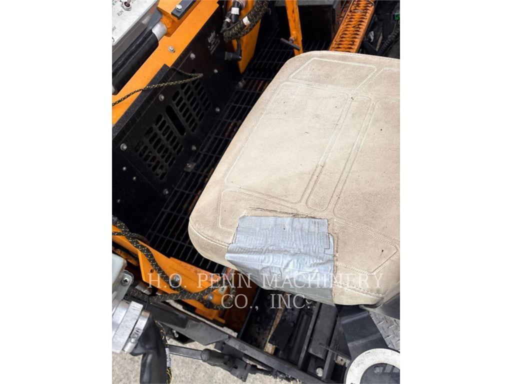 LeeBoy 8520 沥青摊铺机