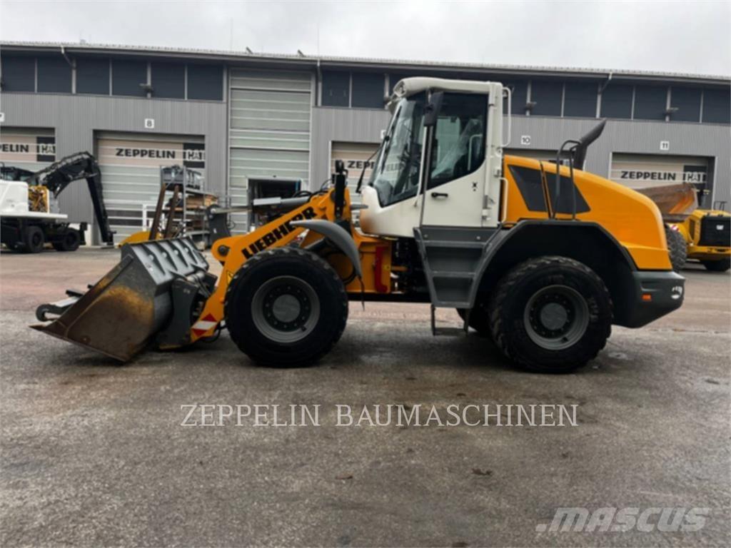 Liebherr L526 轮式装载机