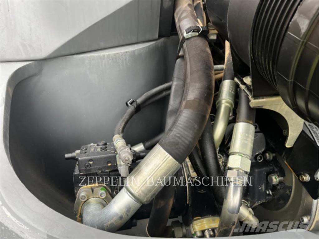 Liebherr L526 轮式装载机