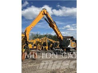 Liebherr LH40M 组装挖掘机