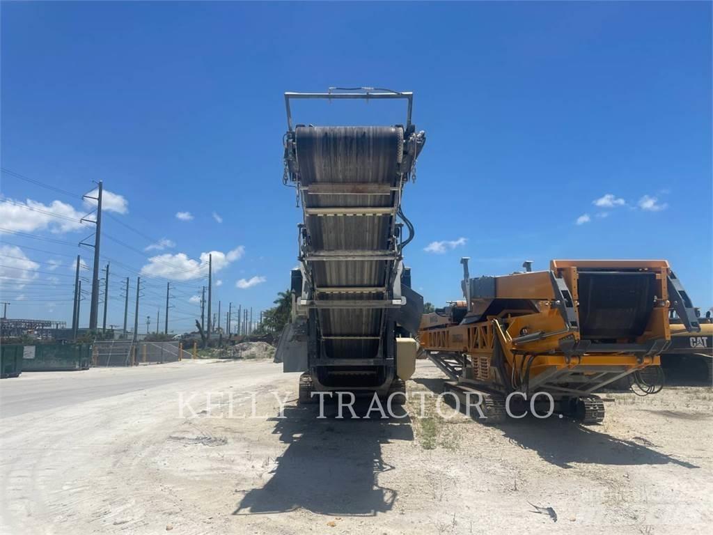 Metso LT1213 移动式破碎机