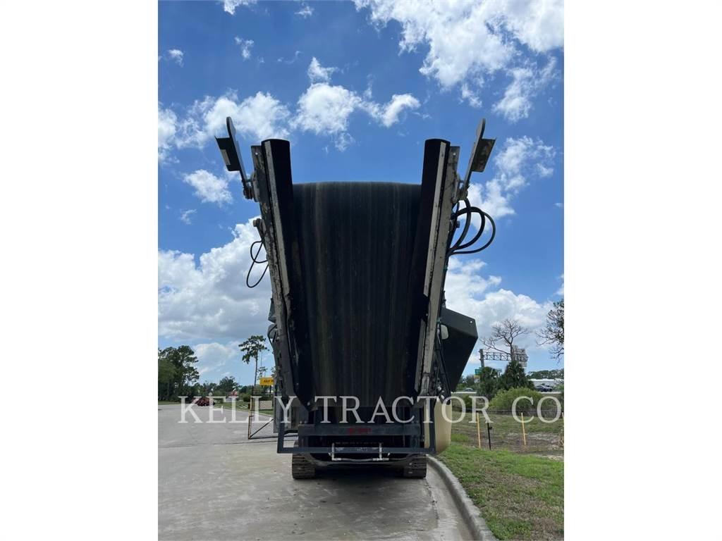 Metso LT1213 移动式破碎机