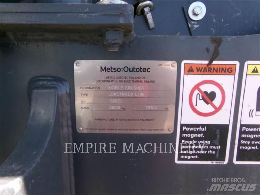 Metso LT96 移动式破碎机
