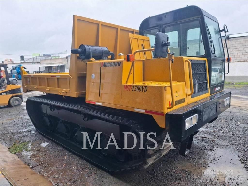 Morooka MST1500VD 高尔夫球车