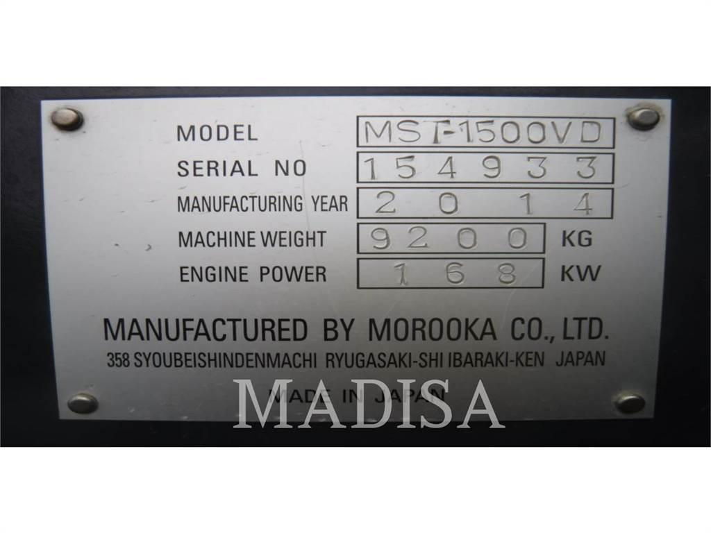 Morooka MST1500VD 高尔夫球车