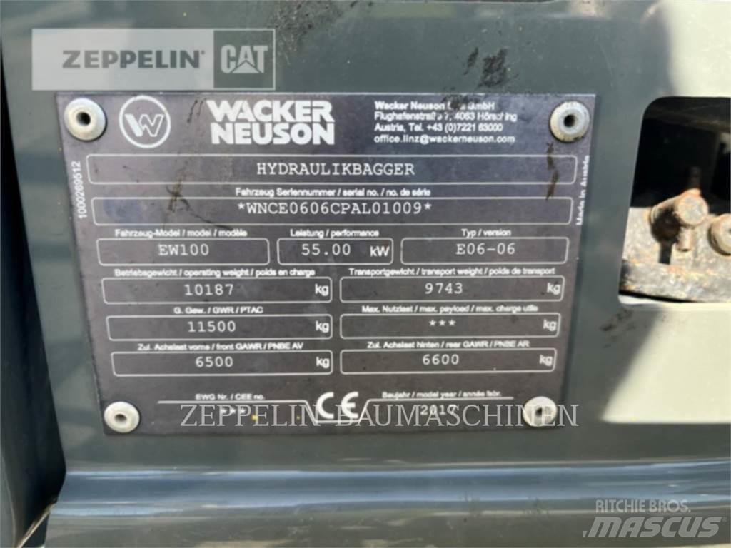 Neuson EW100 轮式挖掘机