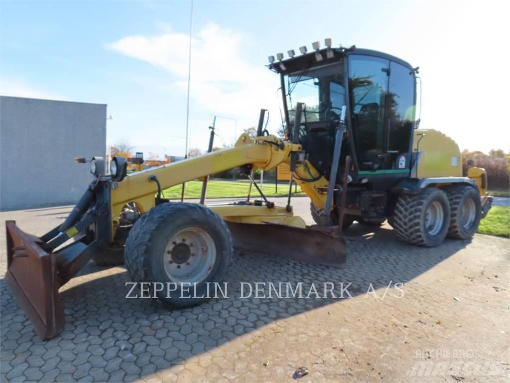 New Holland F106,7A 平地机/推土机
