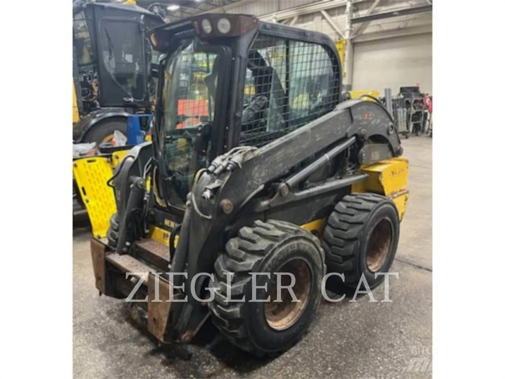 New Holland L220 滑移装载机