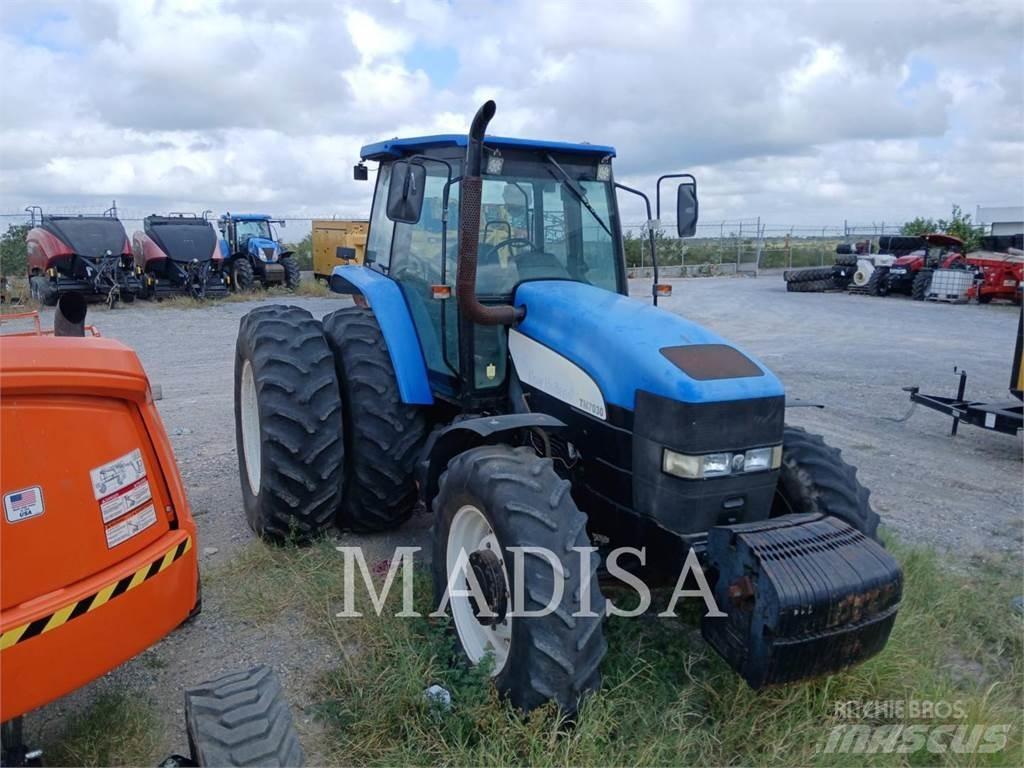 New Holland T7030 拖拉机/农用车