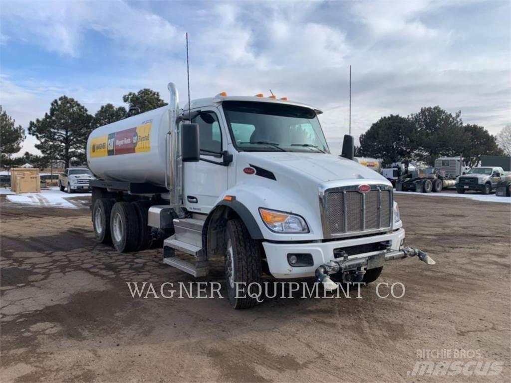 Peterbilt 4000G 548 水罐车