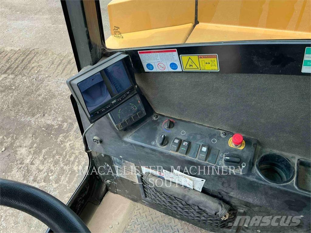 Prinoth T14R 铰接式自卸车