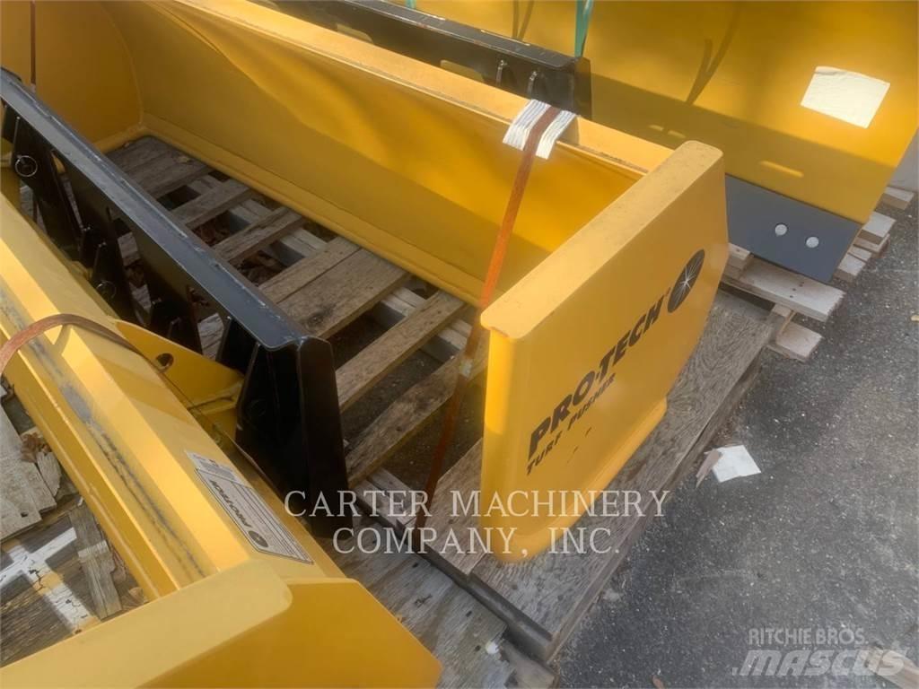 Protec SNOW TURF PUSHER 扬雪机