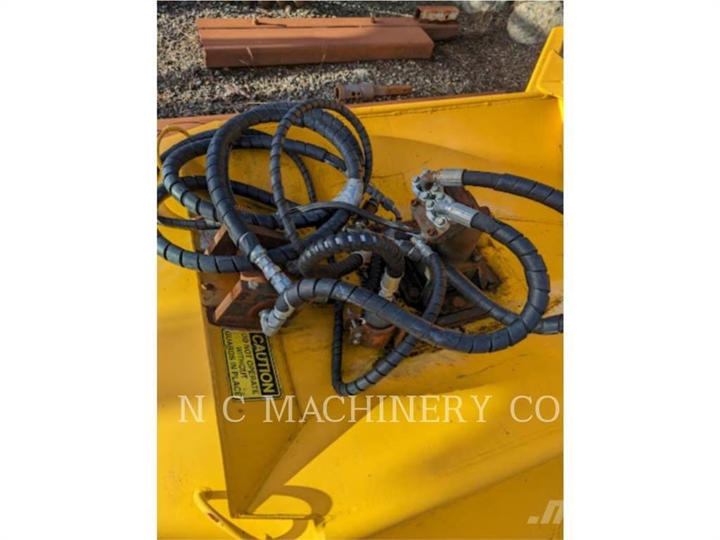  QA72 滑移装载机