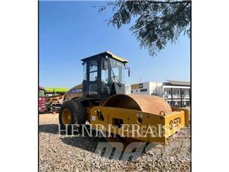 SEM MACHINERY 510 土壤压实机