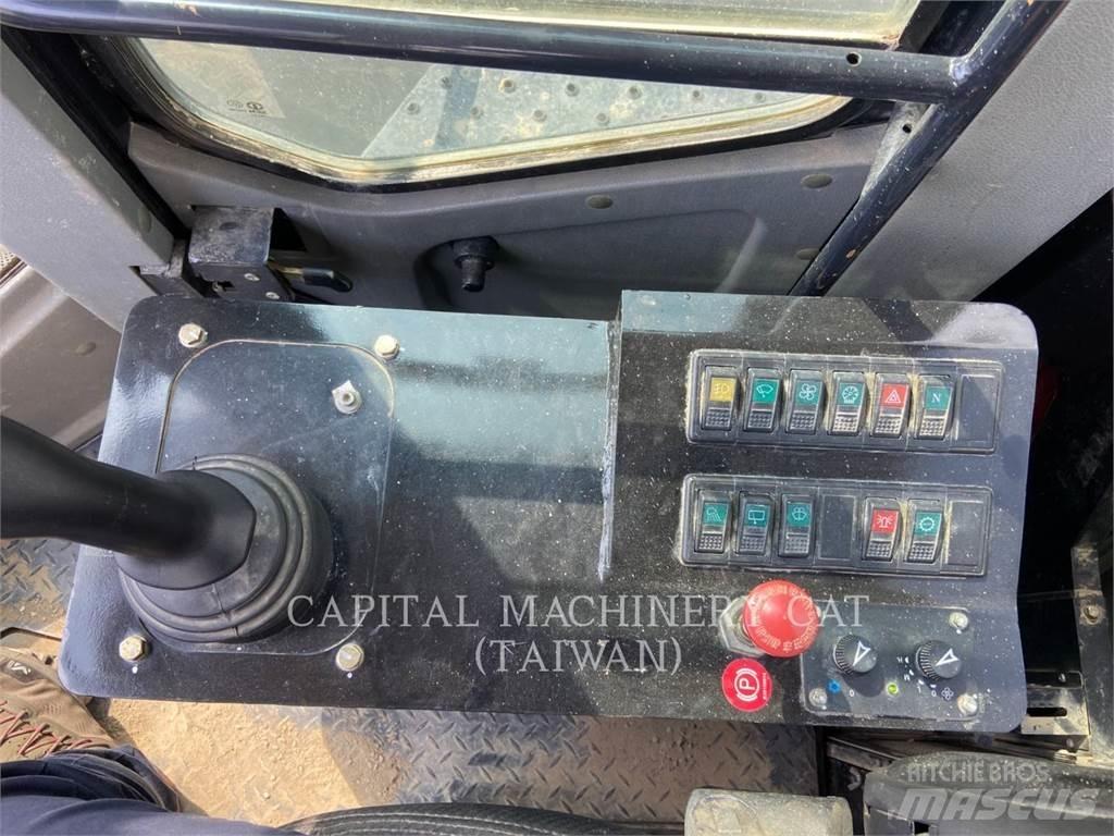 SEM MACHINERY 669 C 轮式装载机