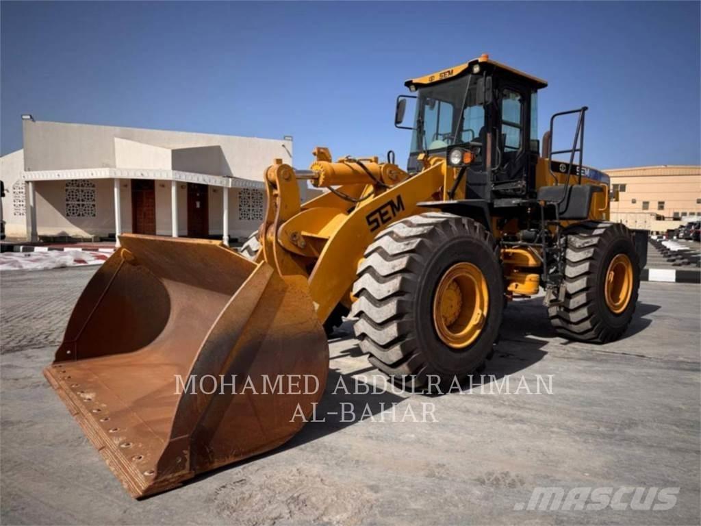 SEM MACHINERY SEM660D 轮式装载机