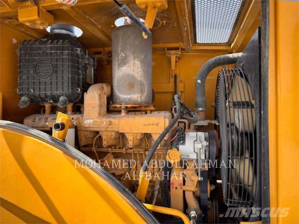 SEM MACHINERY SEM660D 轮式装载机