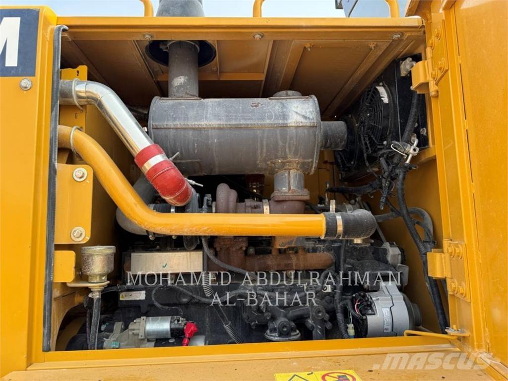 SEM MACHINERY SEM921 平地机/推土机