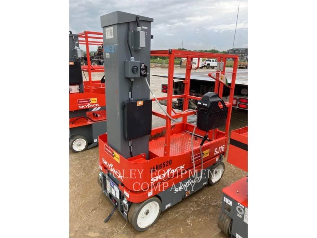 Skyjack SJ16 剪叉式升降机