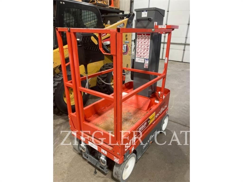 Skyjack SJ16 剪叉式升降机