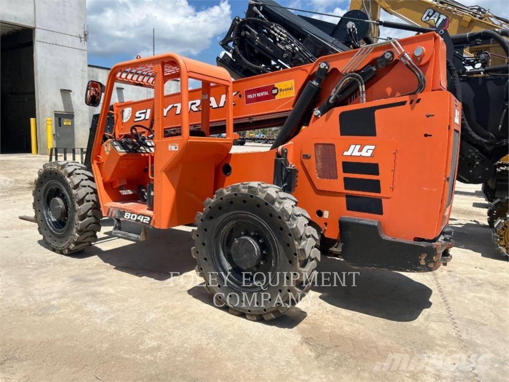 SkyTrak 8042O 伸缩臂叉装车|叉装车