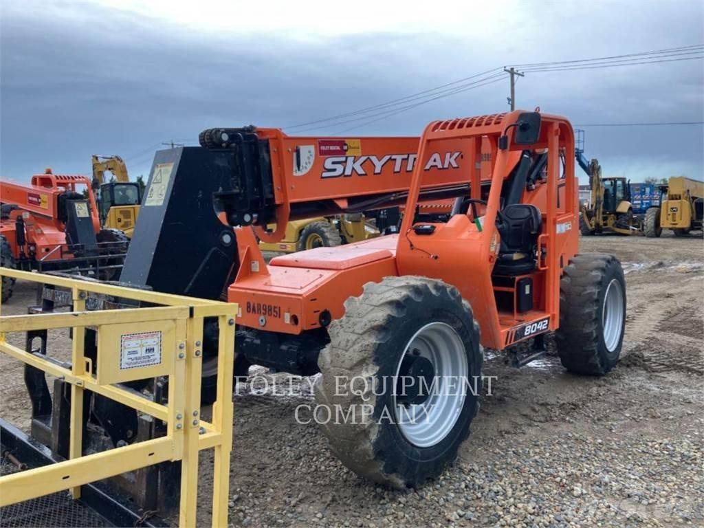 SkyTrak 8042O 伸缩臂叉装车|叉装车