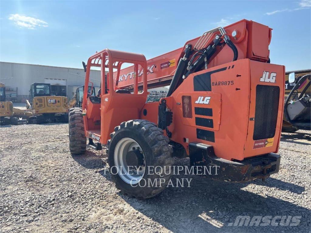 SkyTrak 8042O 伸缩臂叉装车|叉装车