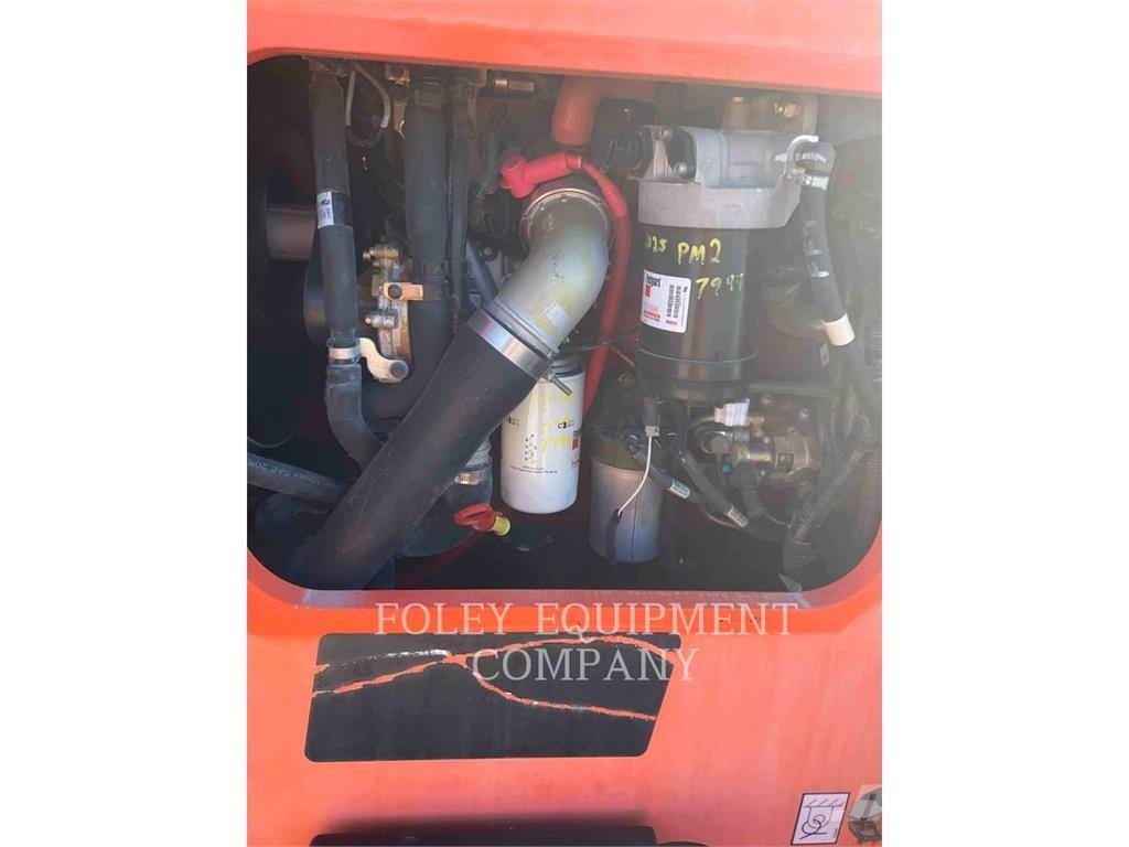 SkyTrak 8042O 伸缩臂叉装车|叉装车