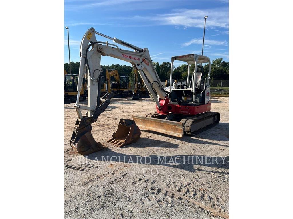 Takeuchi TB350 小型挖掘机