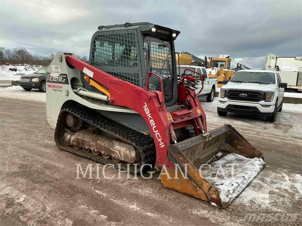 Takeuchi TL12 滑移装载机