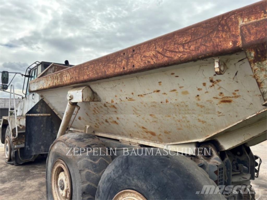 Terex TA25 铰接式自卸车