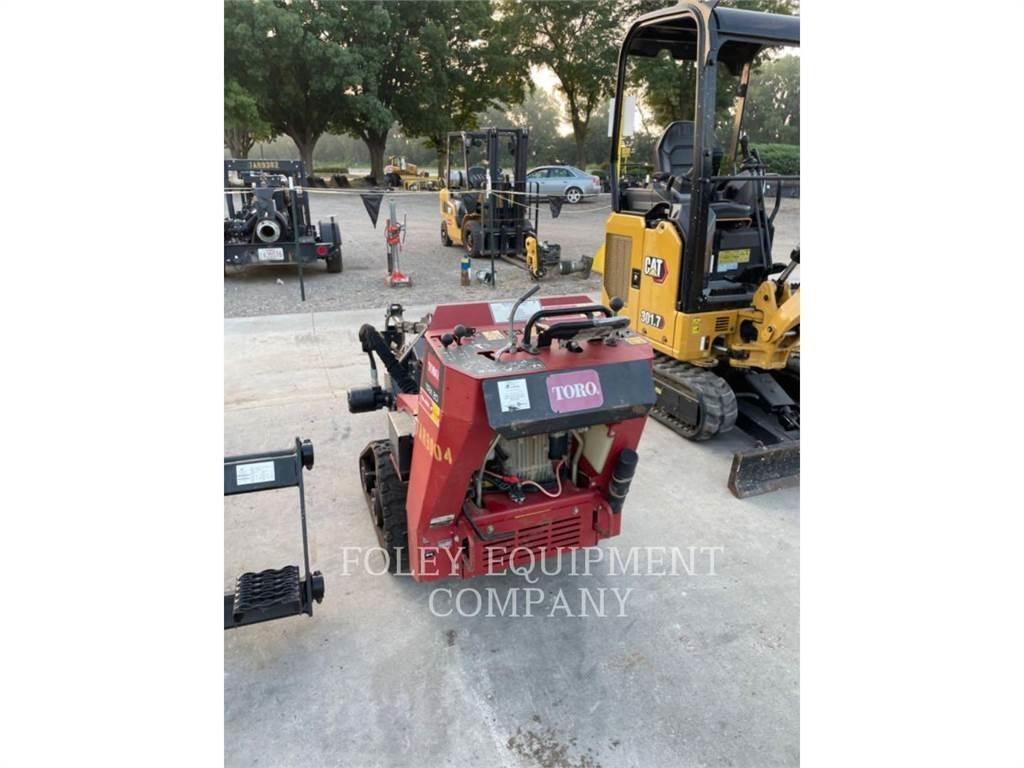 Toro TRX20 挖沟机