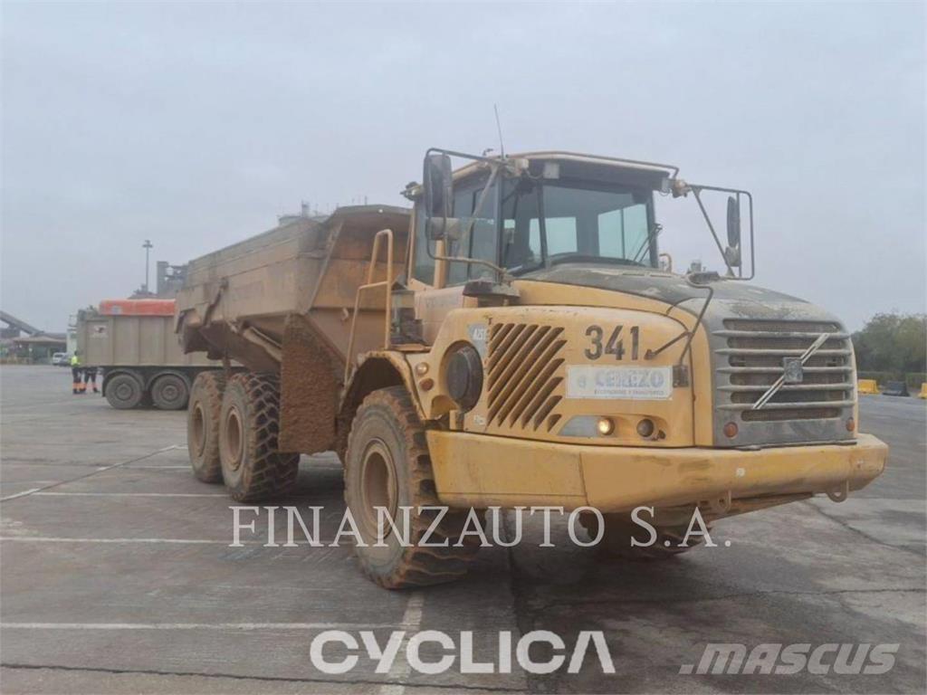 Volvo A25D 铰接式自卸车