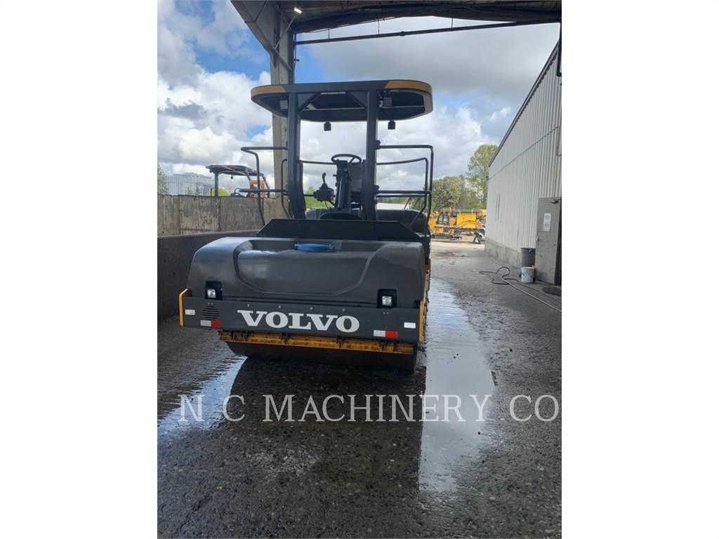 Volvo DD120C 沥青摊铺机