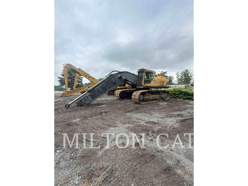 Volvo EC700B 履带挖掘机