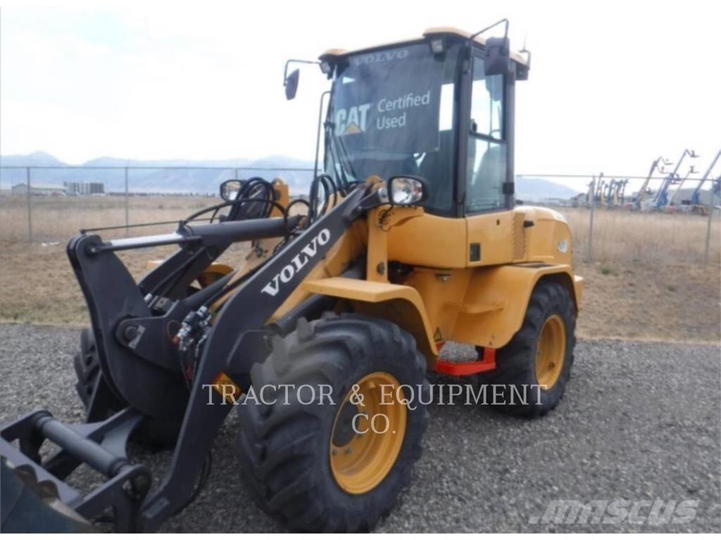 Volvo L30GS 轮式装载机