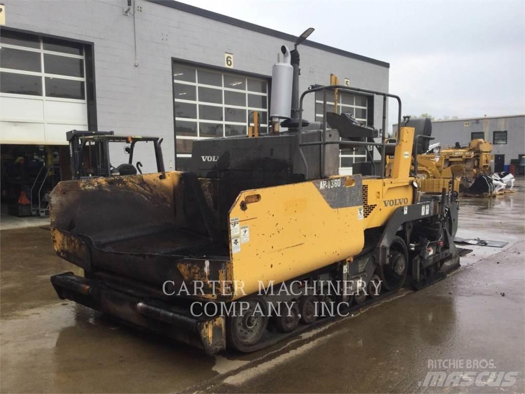 Volvo PF4410 滑移装载机
