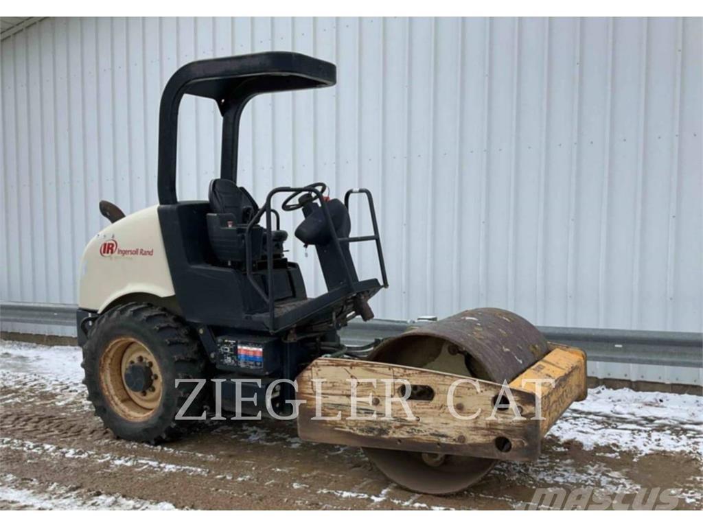 Volvo SD45 土壤压实机