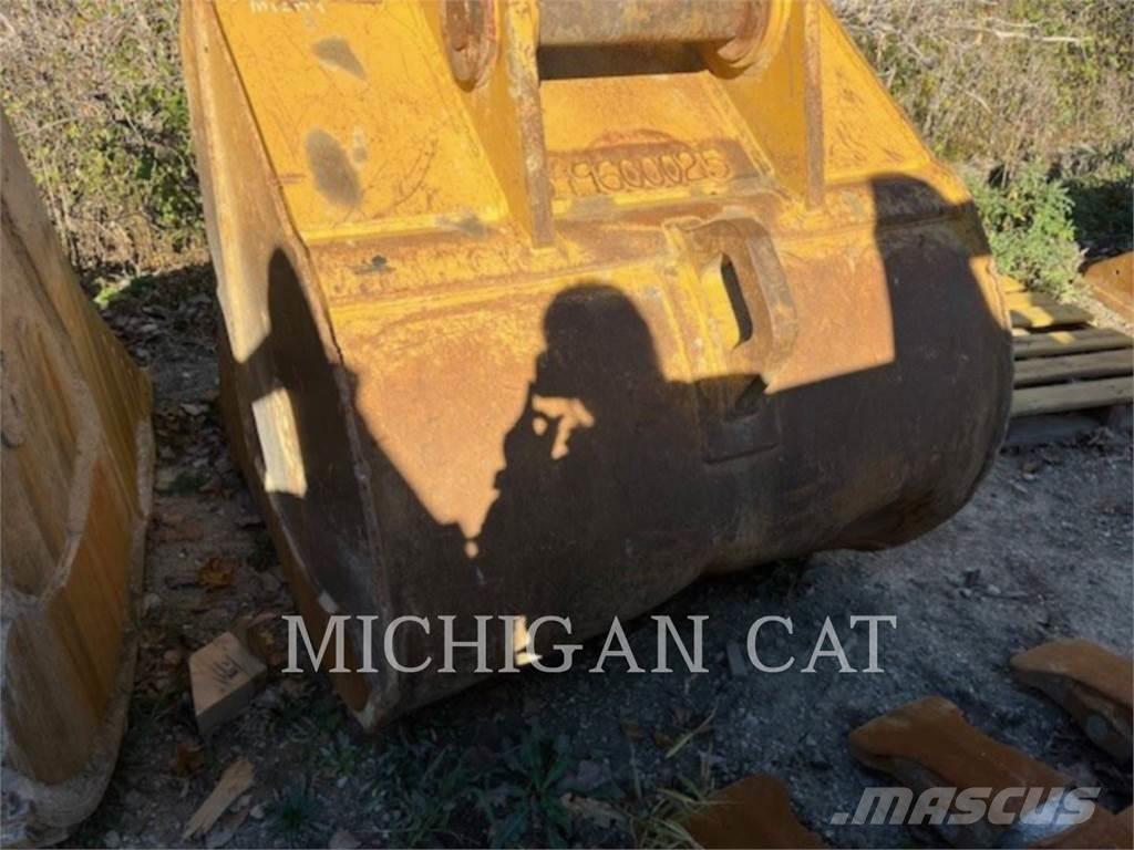 Wain-Roy TB 60 BKT 挖斗