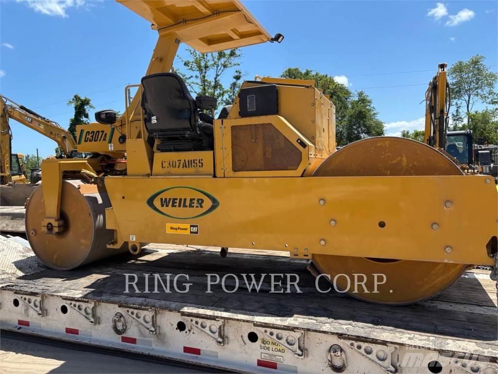 Weiler C307A 双轮压路机