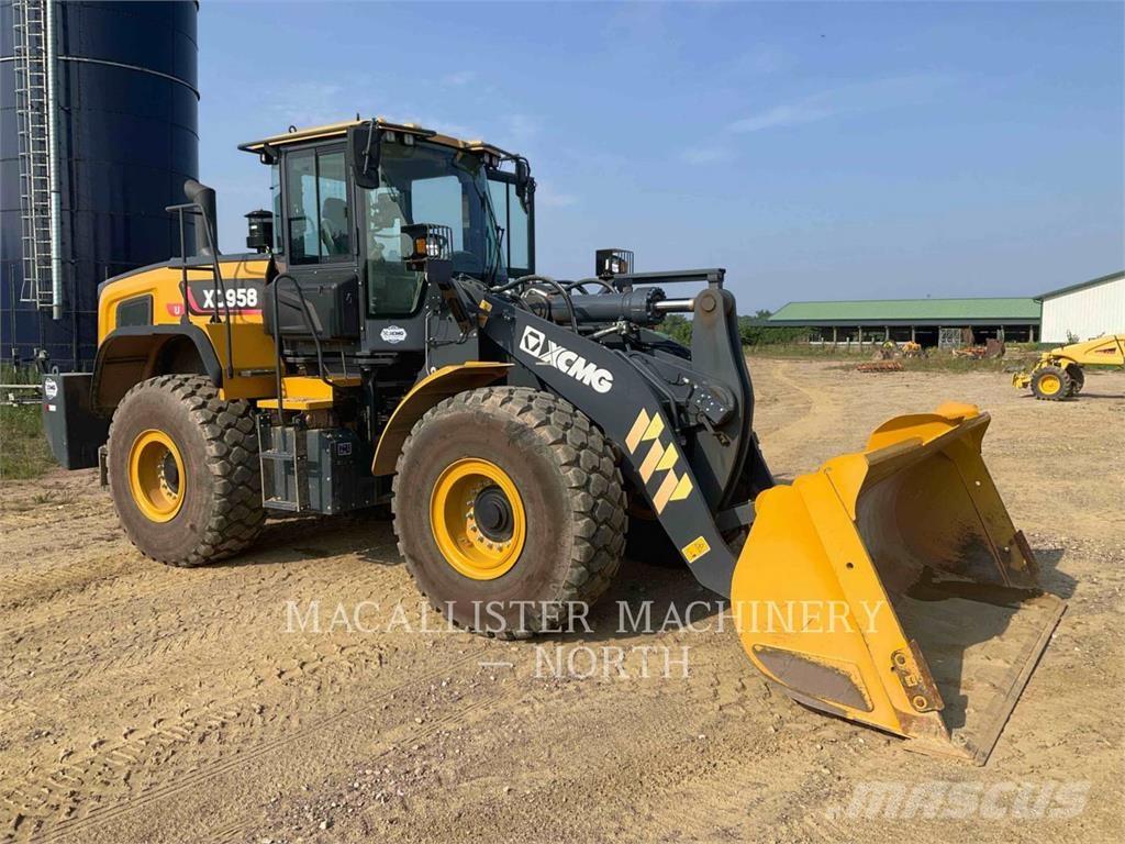 XCMG XC958U 轮式装载机