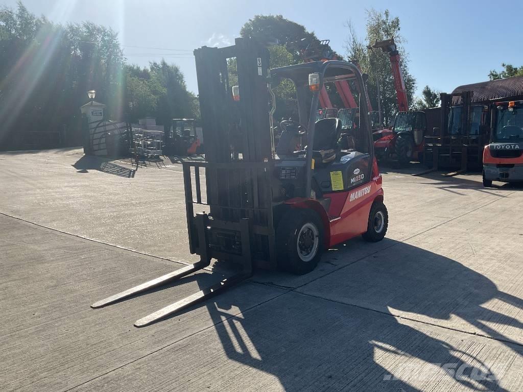 Manitou MI 25 G 伸缩臂叉装车|叉装车