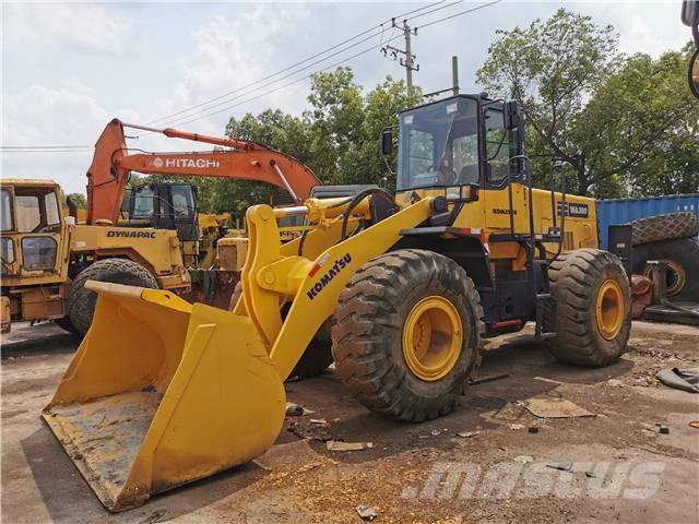 Komatsu WA 380 轮式装载机