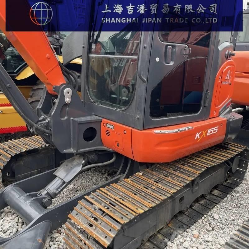 Kubota KX 165 中型挖掘机