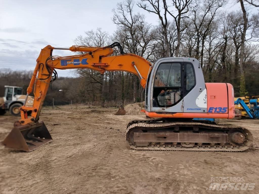Fiat-Kobelco E 135 履带挖掘机