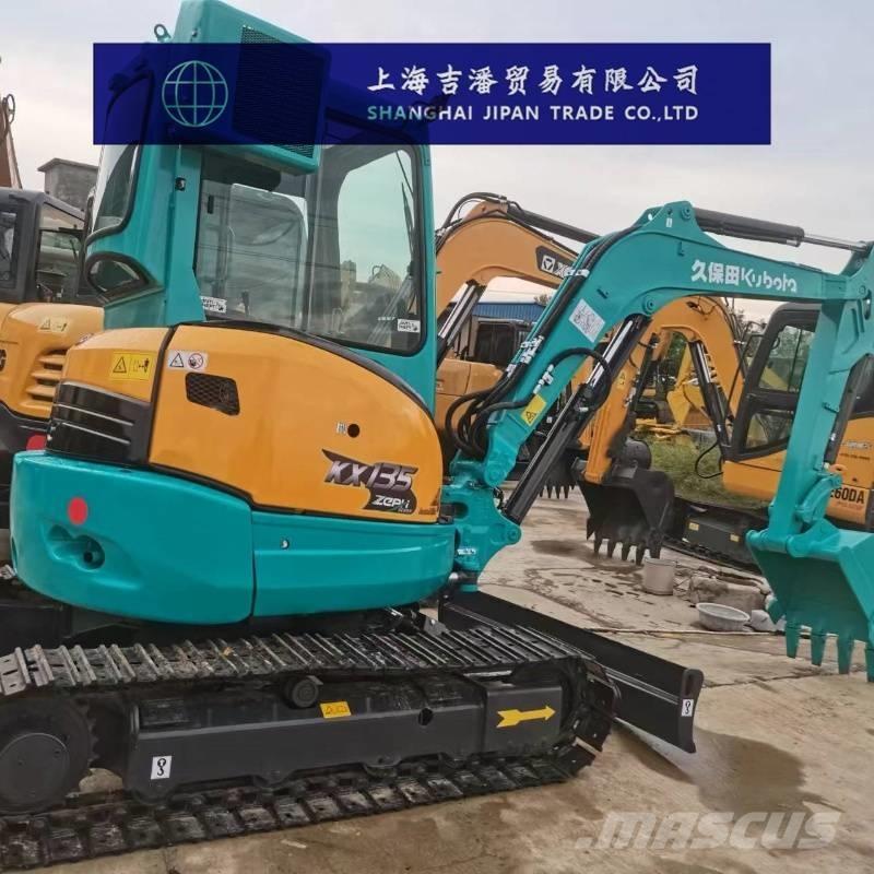 Kubota KX 135 小型挖掘机