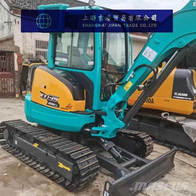 Kubota KX 135 小型挖掘机