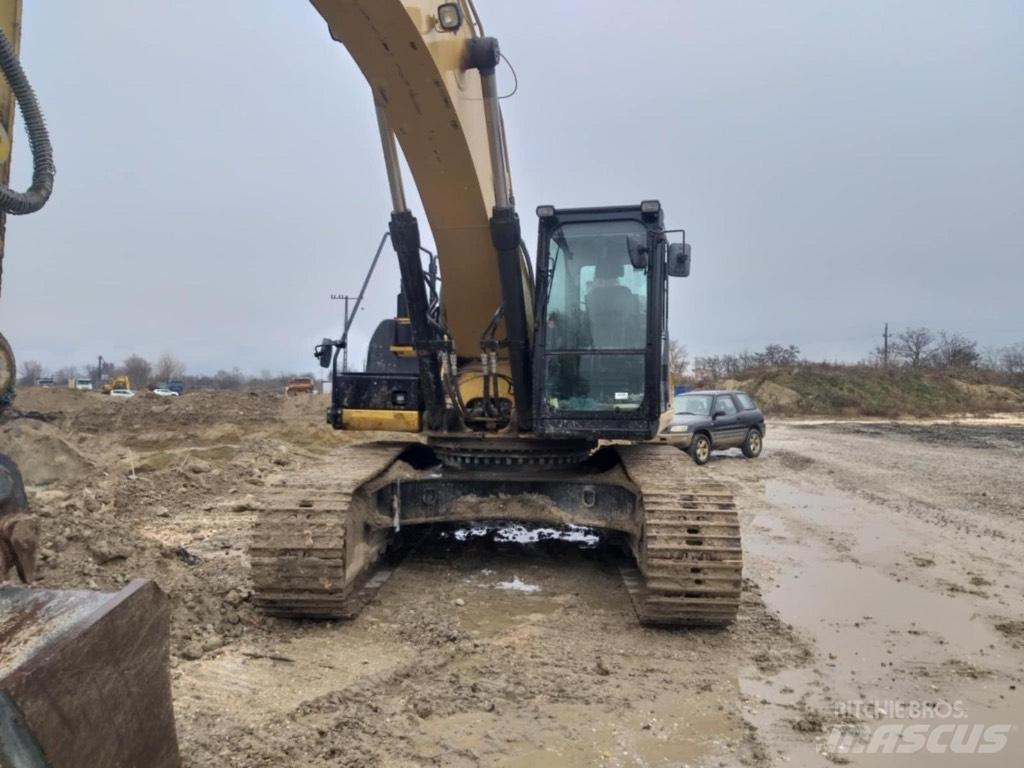 CAT 336 D2 履带挖掘机