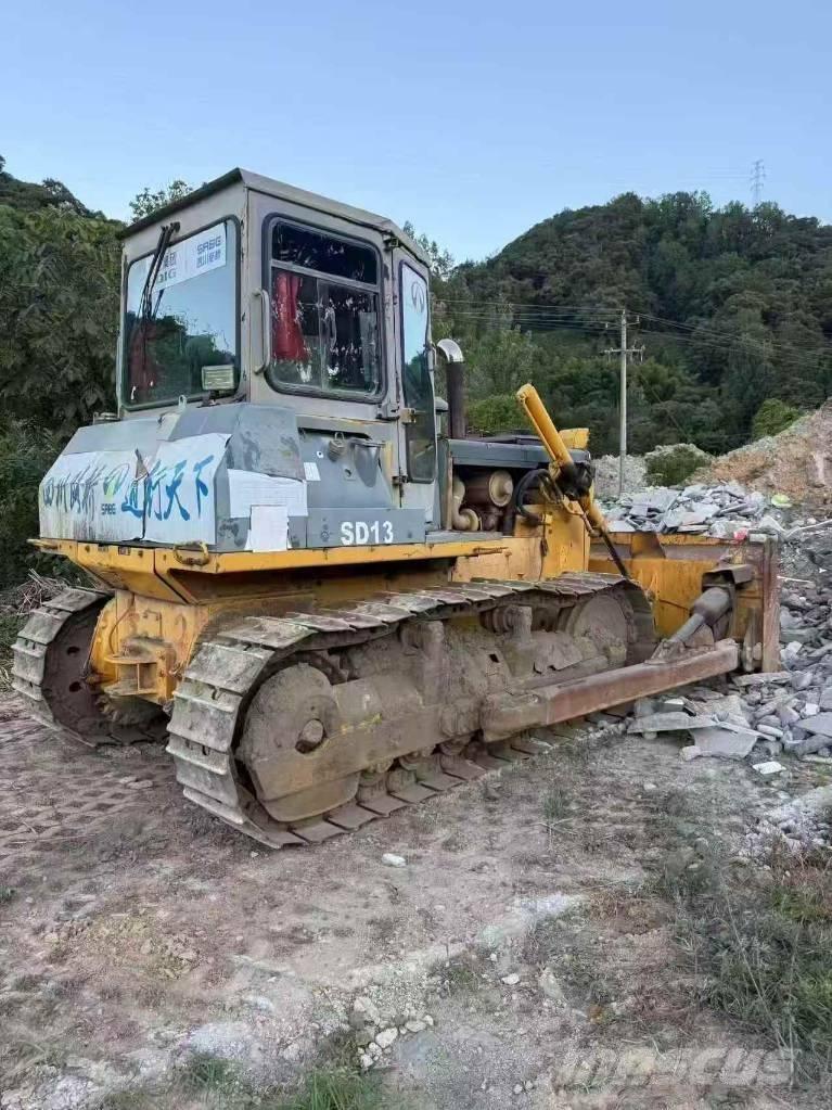 Shantui SD12 履带式推土机