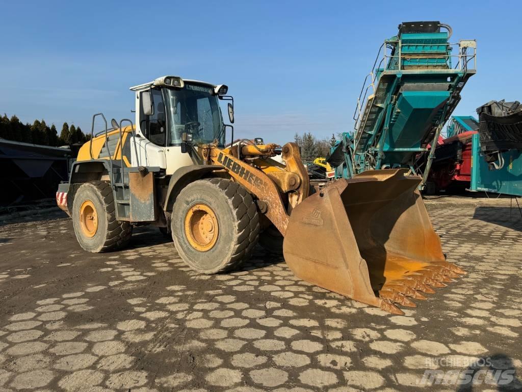 Liebherr L 556 轮式装载机